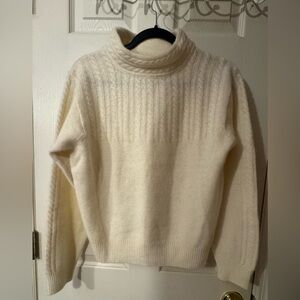 Vintage Robert Scott Elegant Cream Turtleneck Sweater